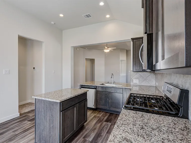 7851 Grand Louis Way — Photo 10
