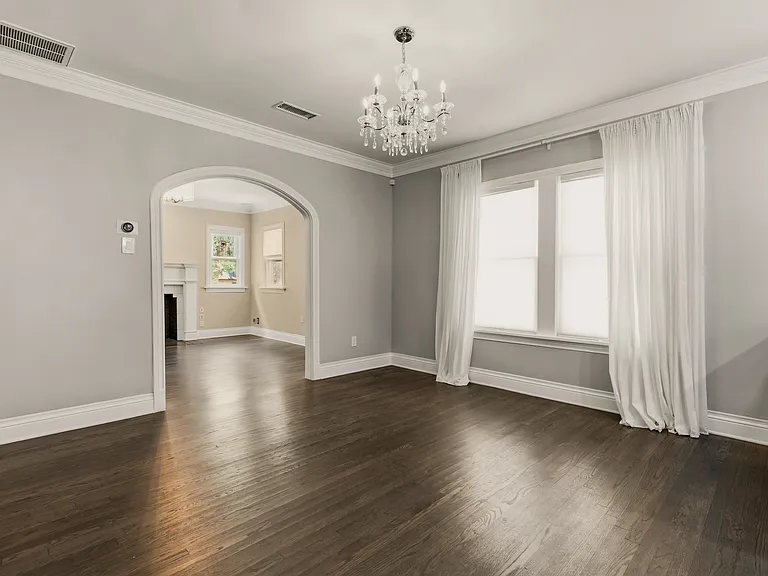 5619 McCommas Blvd — Photo 9