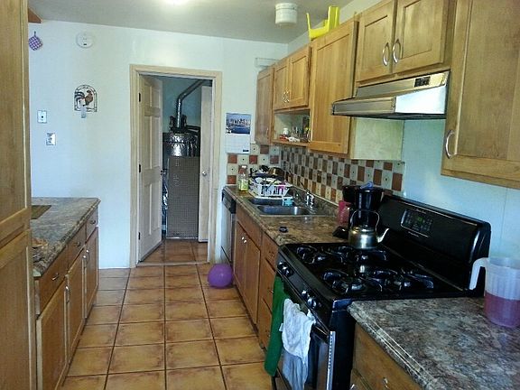 4th image of 1006 Calle De Oro