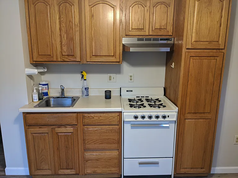 136 Valley St #2 — Photo 6