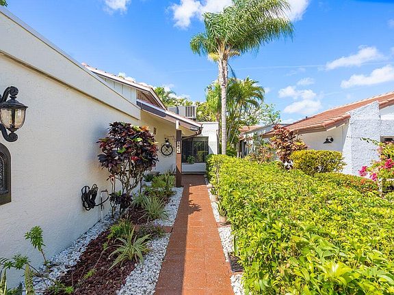 4th image of 5605 Ainsley Court