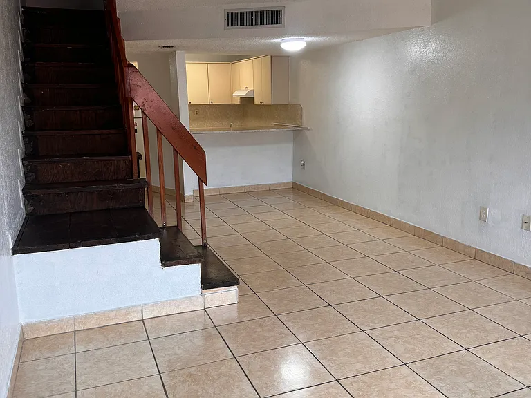 180 Royal Palm Rd #216 — Photo 11