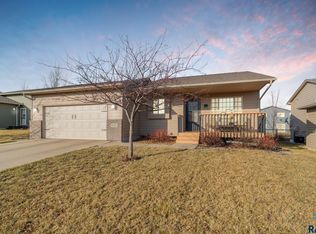 513 S Clearbrook Ave, Sioux Falls, SD 57106
