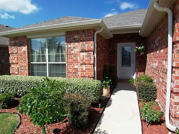 2nd image of 1020 English Ivy Dr
