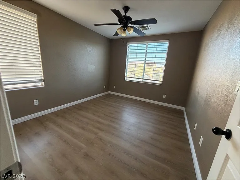 9196 Grand Sunburst Ct — Photo 12