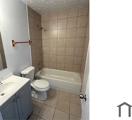 5 bed, 2100 sqft, $2,450 — Photo 3
