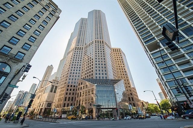 1st image of 950 N Michigan Ave #22A