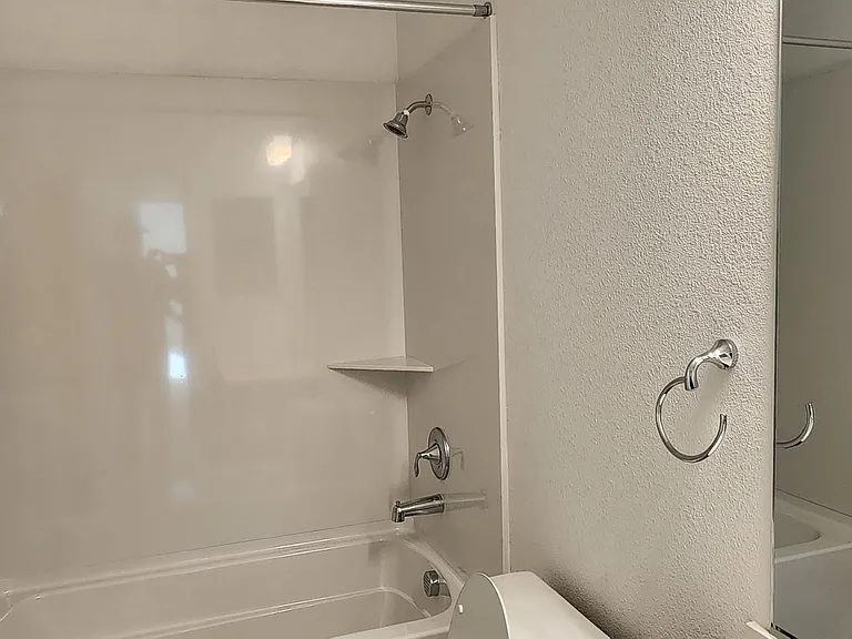 1449 Ascot Ln — Photo 27