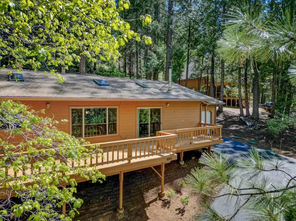 1845 Tamarack Dr, Arnold, CA 95223