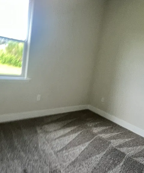 2104 Sarah Way — Photo 14