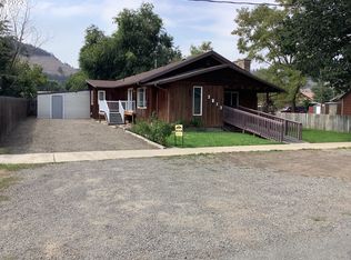 2812 N 3rd St, La Grande, OR