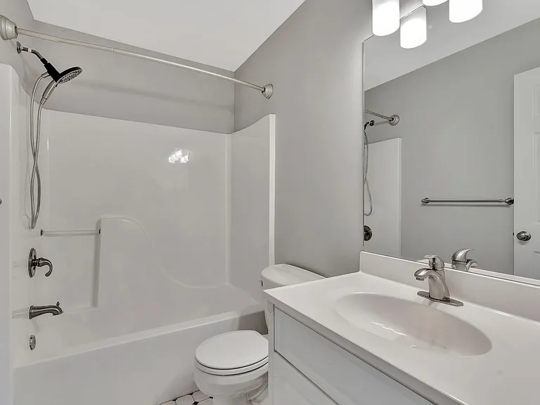 3520 Elkins Ave — Photo 10