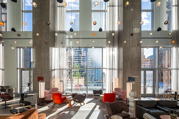 Rented by Extell Marketing Group LLC | media 47