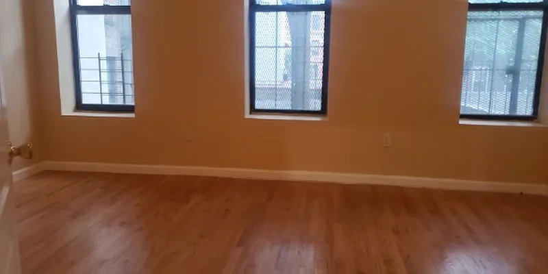 Rented by Merileads Inc. | media 9