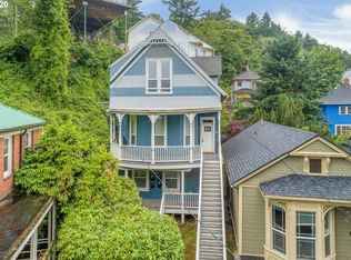 2069 SW Park Ave APT A, Portland, OR 97201