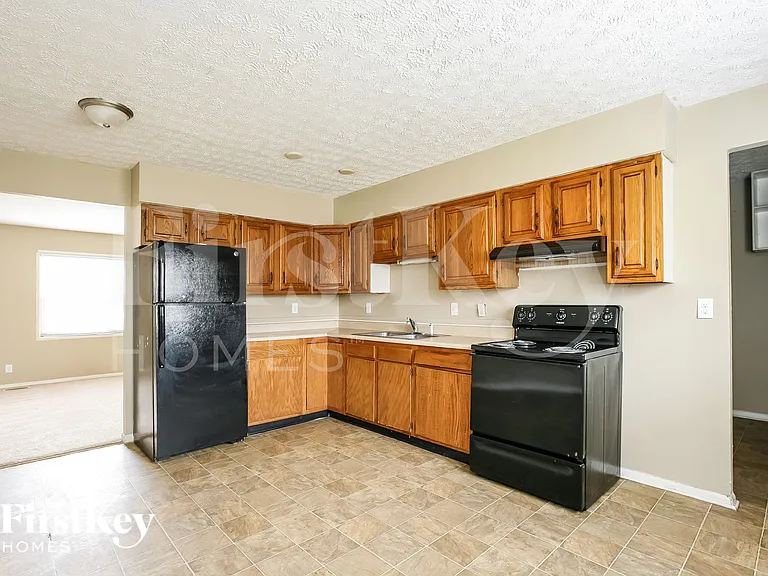 8738 Montery Rd — Photo 7