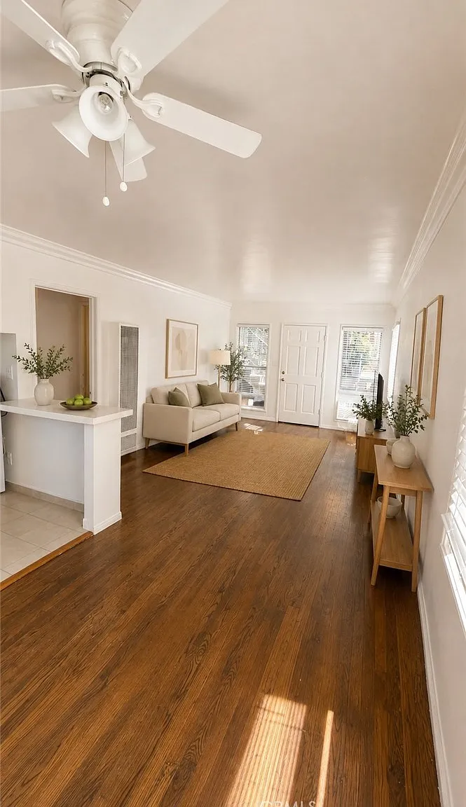 1 bed, 700 sqft, $2,350 — Photo 1