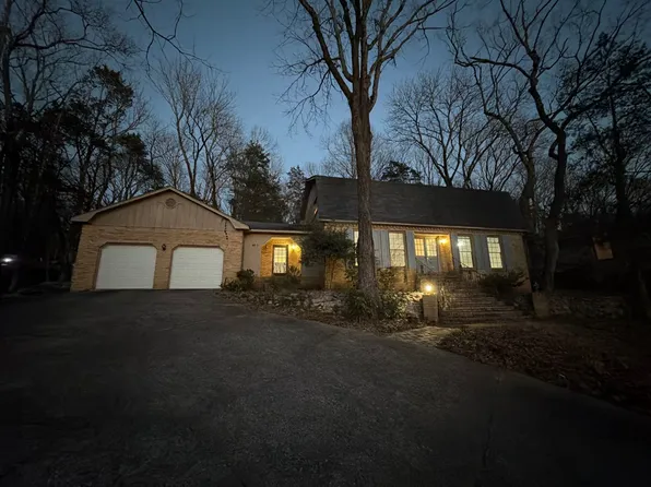 4019 Piedmont Dr SE, Huntsville, AL 35802