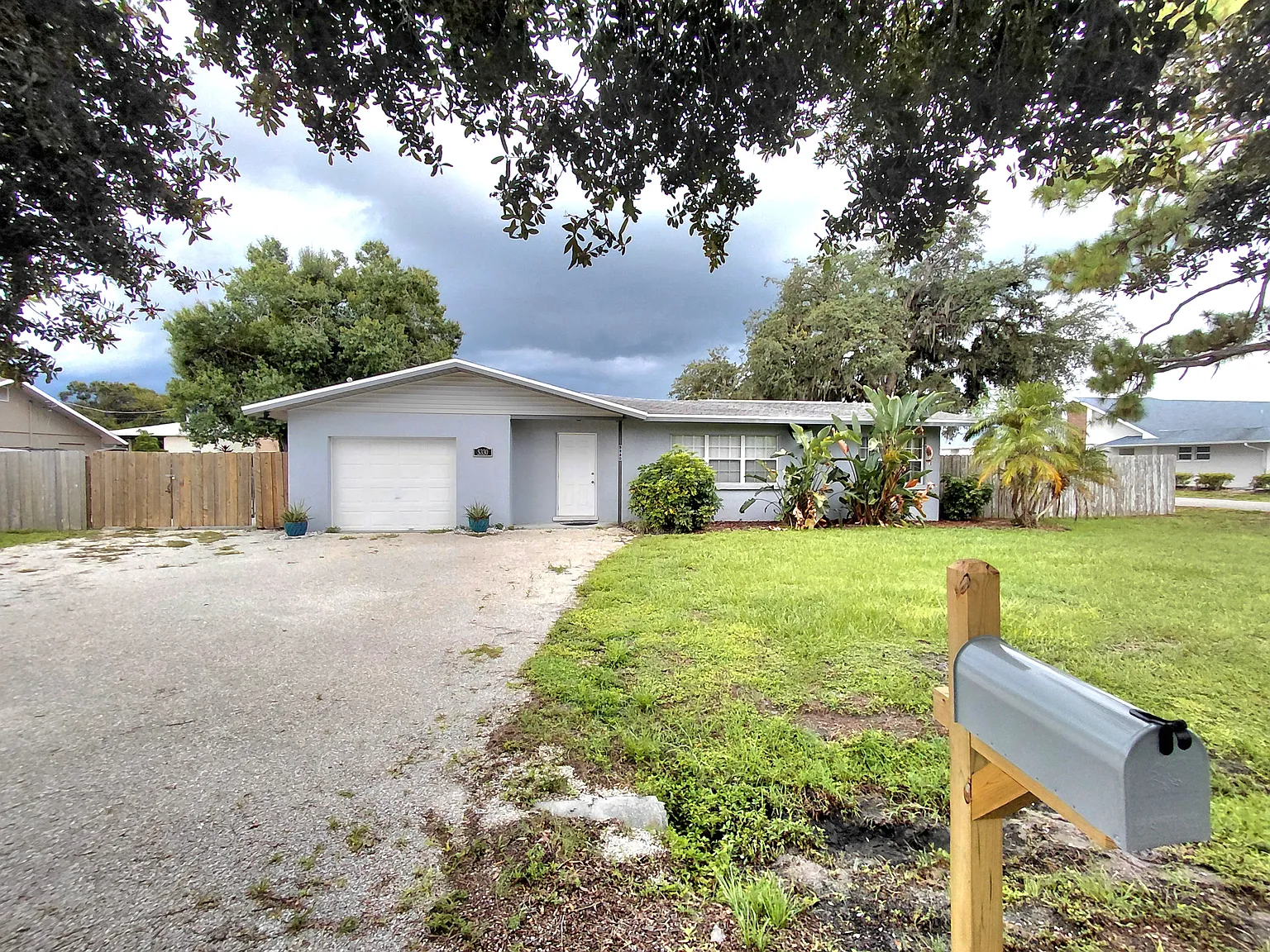 4 bed, 1517 sqft, $2,500 — Photo 1