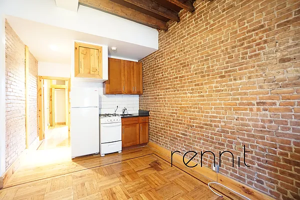 Rented by Rennit Inc. | media 12