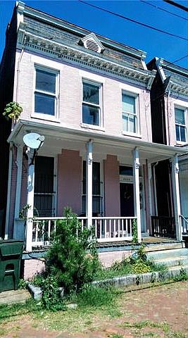 2nd image of 2408 E Clay St