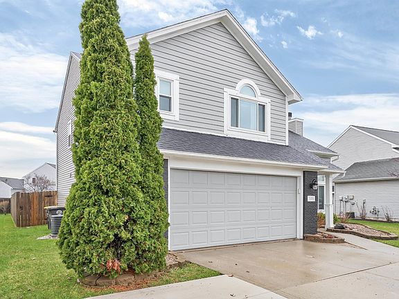2nd image of 5701 Gate Tree Ln