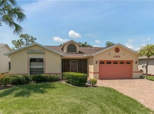 3324 Clubview Dr, North Fort Myers, FL 33917