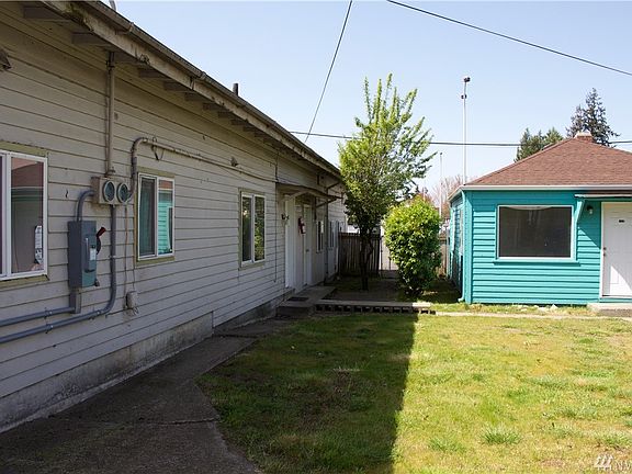 4th image of 8234 Pacific Ave
