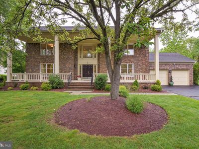 9 Le Parc Dr, West Windsor, NJ, 08550