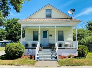 8 Alegi Ave, Taunton, MA 02780