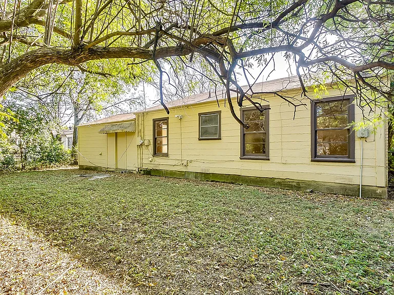3928 Winfield Ave — Photo 33
