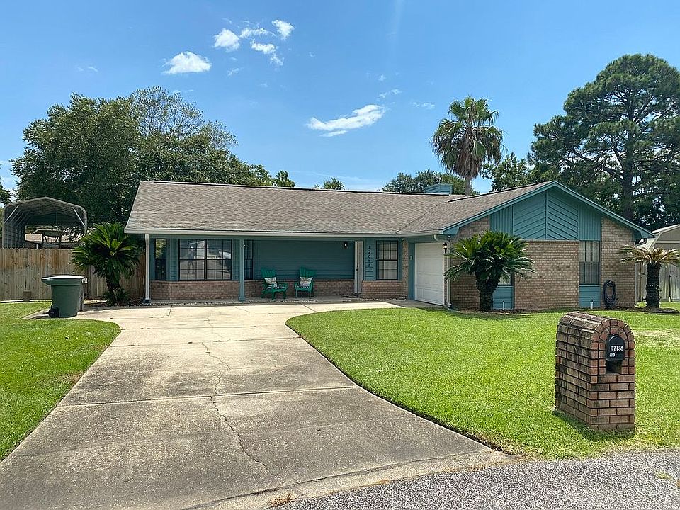 12085 Longwood Dr. Pensacola