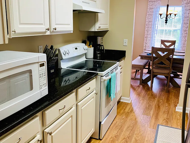 1315 Pinnacle Ln — Photo 8