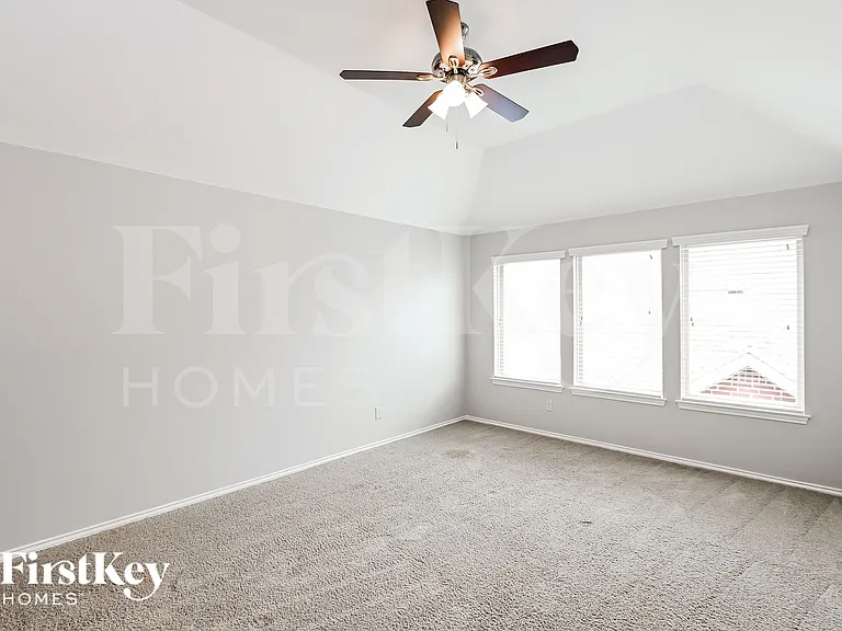 10402 Golden Hearth Ln — Photo 13