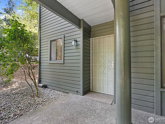 2nd image of 10015 NE 123rd Street #G-A
