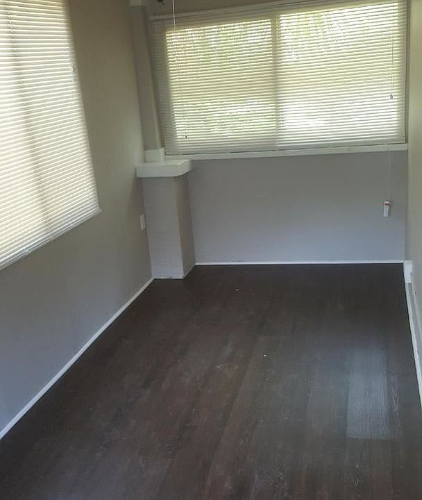 1st image of 616 Highland St N APT 2
