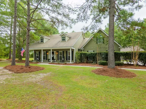 301 Nashland Ct, Nashville, GA 31639