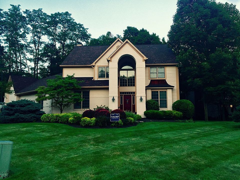 2nd image of 8917 Admirals Bay Dr