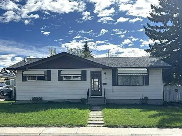 1628 W Rouleau Cres SE, Calgary, AB T2A 1Y9