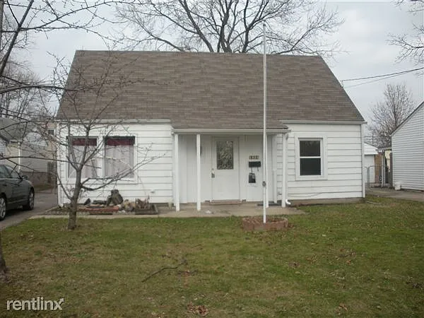 1834 Ransburg Ave photo 1