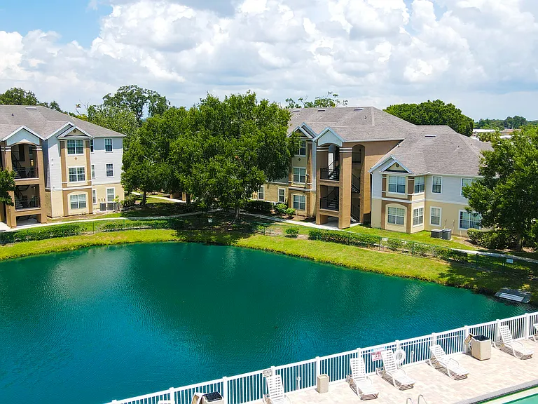 Palmetto Trace Apartments — Photo 7