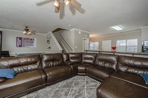 307 Forest Dr — Photo 3