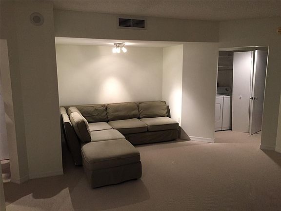 3rd image of 1330 West Ave #12XX