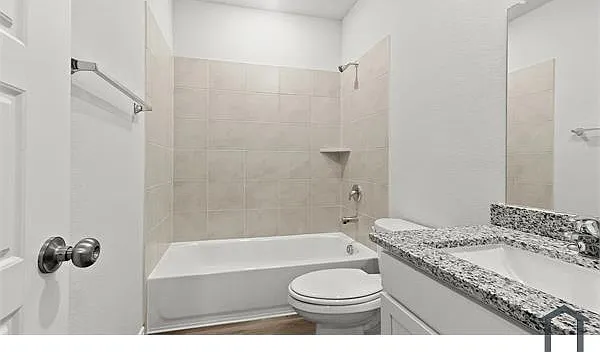 1020 Wingjet Way — Photo 8