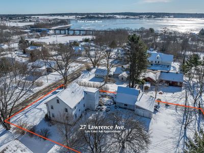 27 Lawrence Avenue, Thomaston, ME, 04861