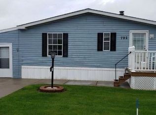 792 Fernwood Dr, Lockport, NY 14094