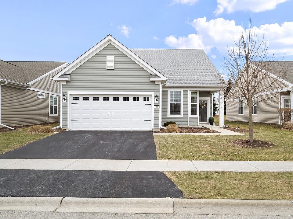 1st image of 751 Pleasant Dr