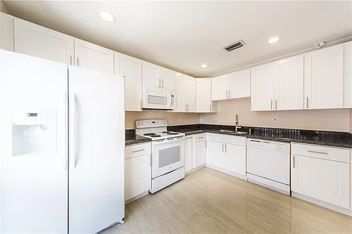 1343 Hampton Blvd Photo 1