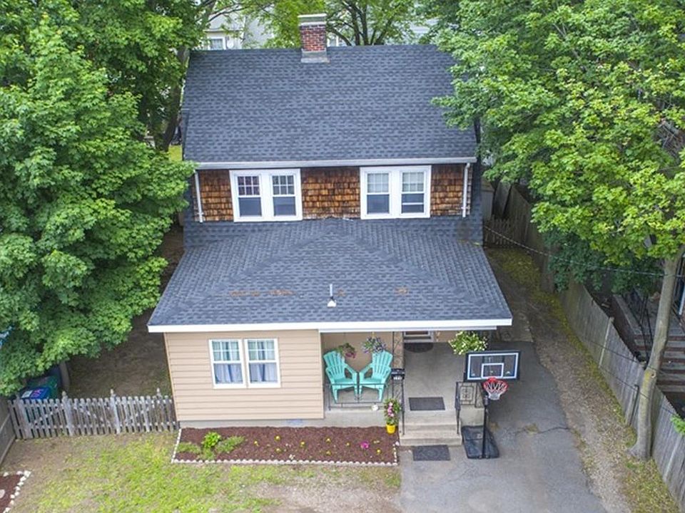 1st image of 17 A Lynnfield St