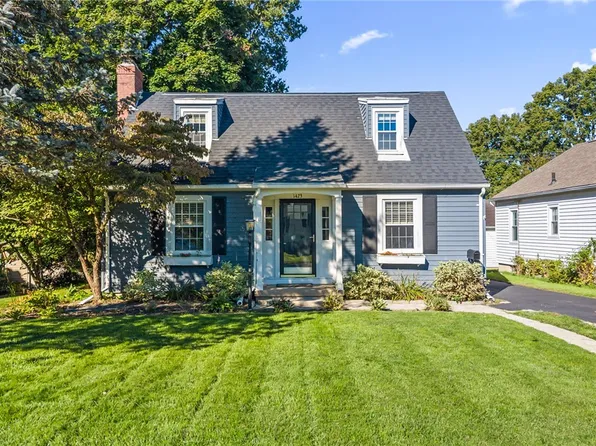 1423 Crestview Dr, Springfield, OH 45504